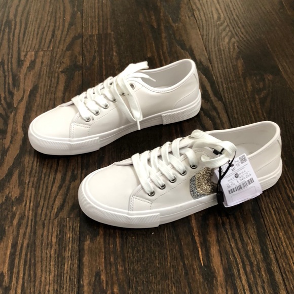 New White W/ Silver Gold Sequin Sneaker sz 38 7.5 - Picture 4 of 5